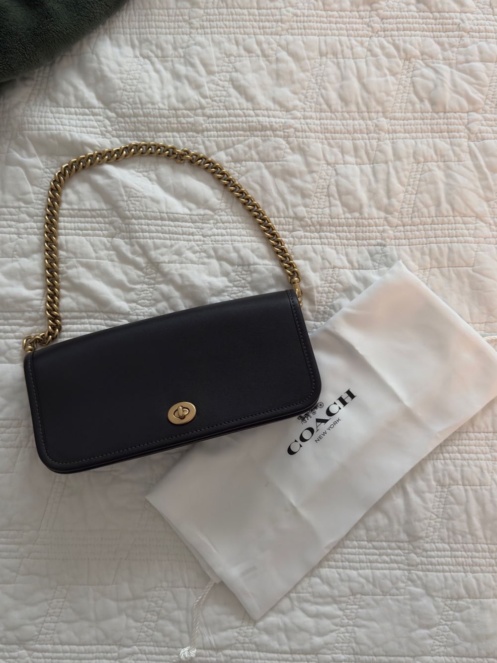 Coach Dinky Re-edition in black Glovetanned Leather